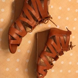 Restricted Summer Wedge Sandals -tan color